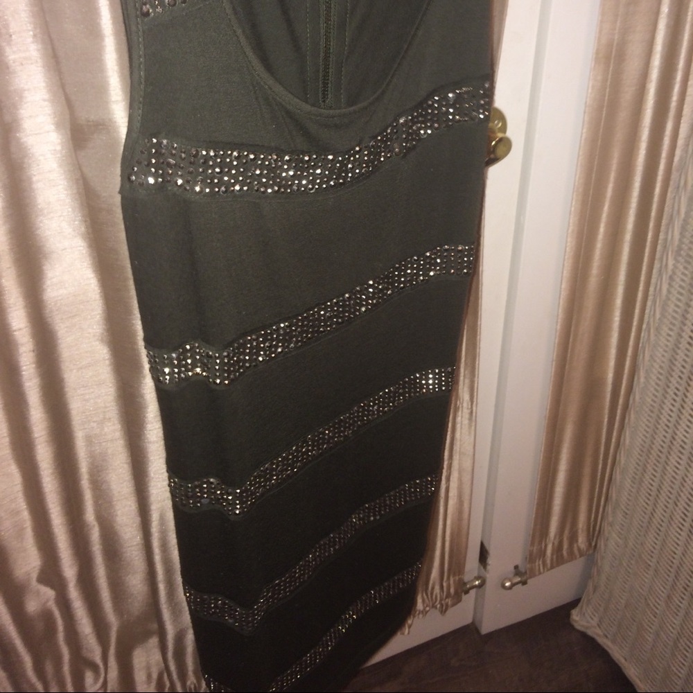 Dark green with glitter long sleeveless dress
